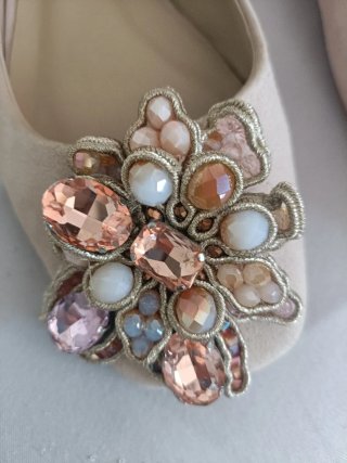 Zapatos planos Alma en Pena con pedrería