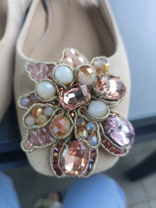 Zapatos planos Alma en Pena con pedrería