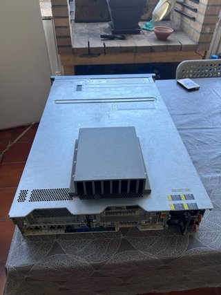 Servidor Rack IBM System x3650 M4