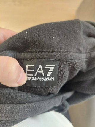 Sudadera EA7 Emporio Armani Negra Gris