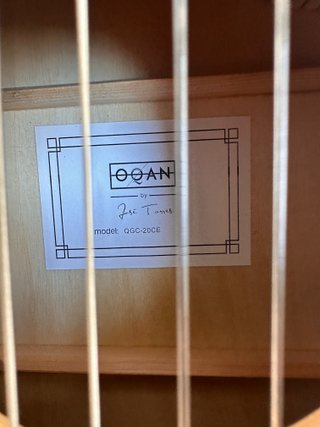 Guitarra Acústica OQAN QGC-20CE + Funda Ortega