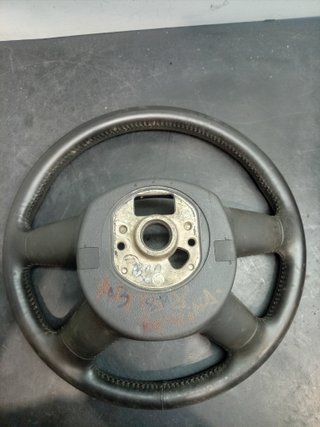 VOLANTE AUDIA A4 B8