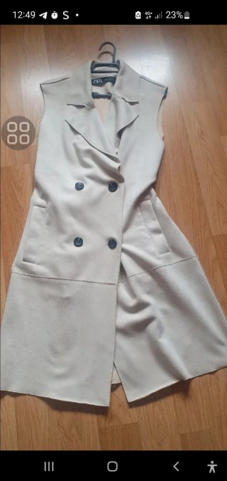 Chaleco largo efecto ante Zara beige