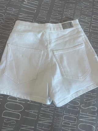 Pantalones cortos blancos