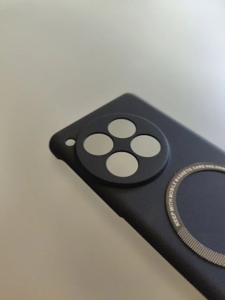 Funda Magsafe OnePlus 12