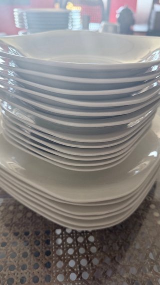 Vajilla de 18 piezas blancas