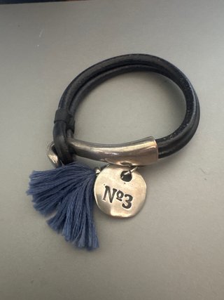 Pulsera mujer cuero y plata (10°)