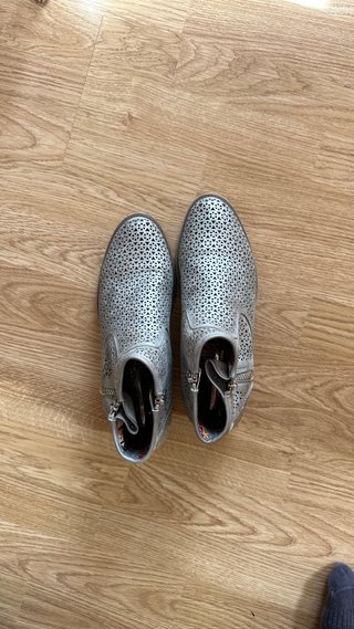 Botines plateados MariaMare