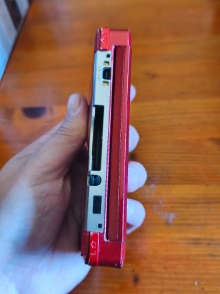 Nintendo 3DS Rubí con cargador y lápiz
