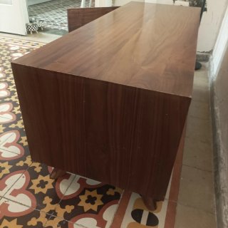 Mueble bajo vintage madera