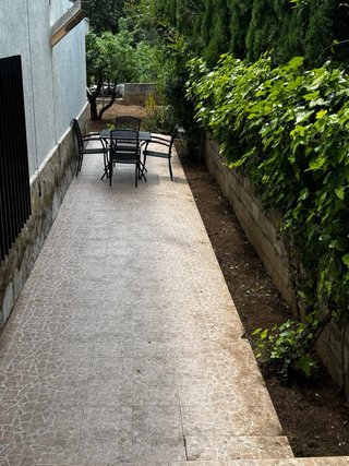 Limpieza (naves y sótanos), jardinería, mudanza,