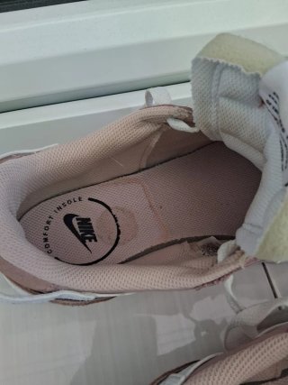 Zapatillas Nike Mujer Rosas y Blancas