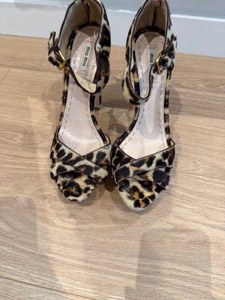 Miu Miu iconica pony-style in vitello 41