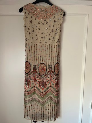 Vestido Tintoretto pedrería beige