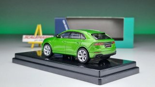 Audi RS Q8 1/64 Para64