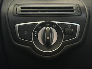 MERCEDES BENZ GLC300E *4MATIC* 2022