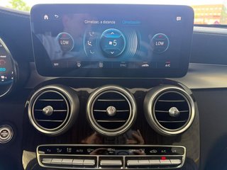MERCEDES BENZ GLC300E *4MATIC* 2022