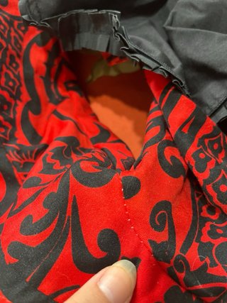 Traje de flamenca rojo y negro