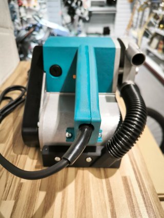 Lijadora Banda Profesional Virutex LB31EA