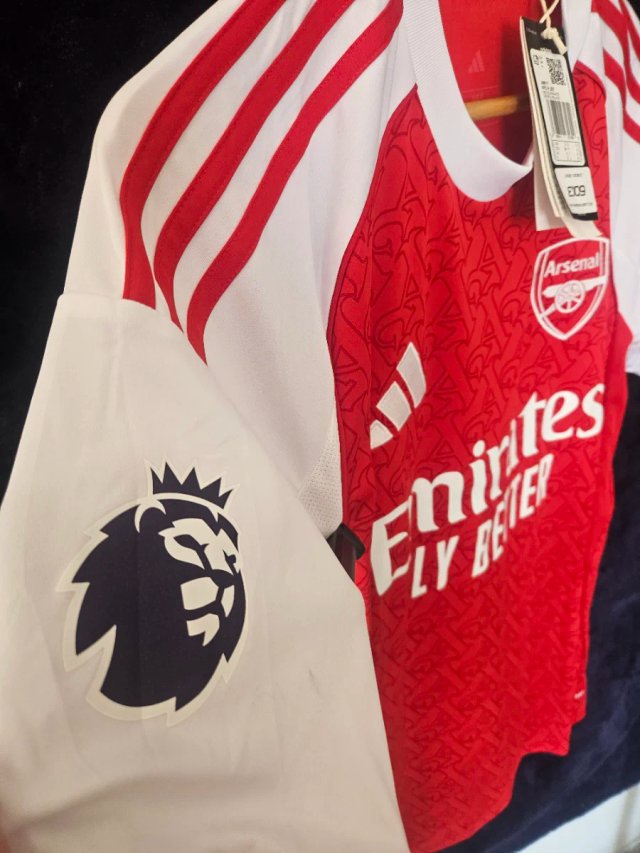 Camiseta Arsenal Saka 7 Fan 25/26 Talla S