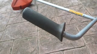 Desbrozadora Husqvarna 235r perfecto estado.