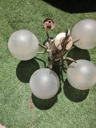 Lámpara araña cristal y metal dorada