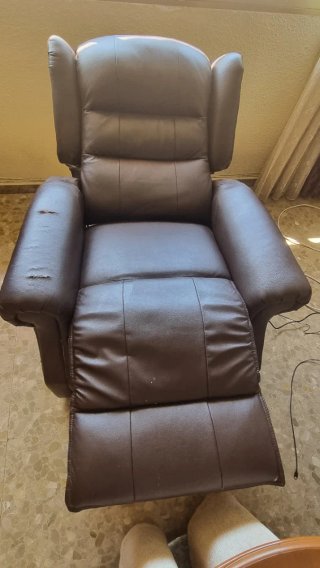 Sillón reclinable eléctrico de piel