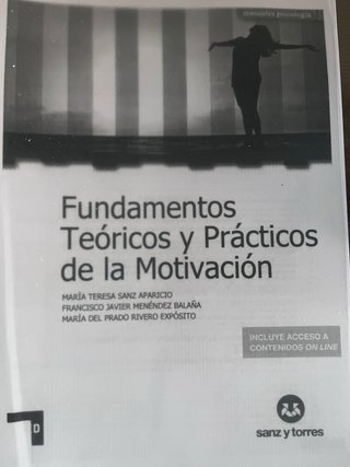 Libros UNED curso de ingreso y psicologia 1er año