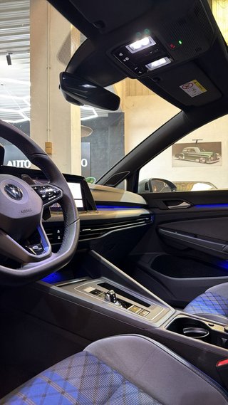 Volkswagen Golf 2021
