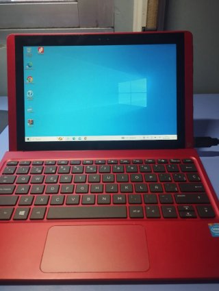 Ordenador HP Táctil + Cargador + Ratón