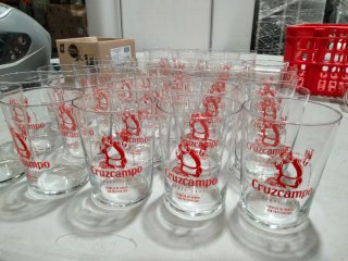 Confezione di 32 bicchieri in cristallo fine Cruzcampo Birra sidro
