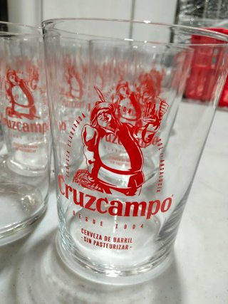 Confezione di 32 bicchieri in cristallo fine Cruzcampo Birra sidro