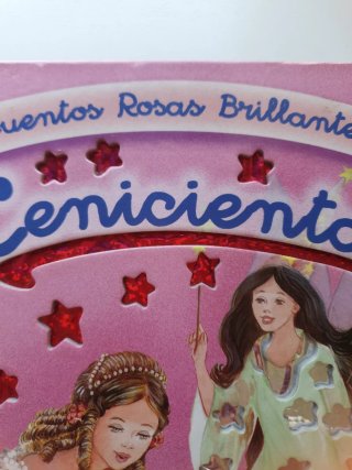 Cenicienta - Cuentos Rosas Brillantes