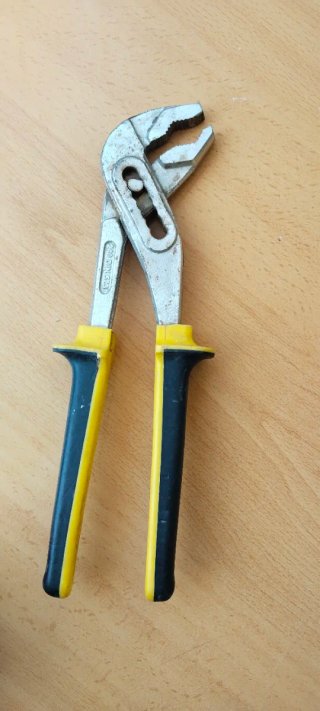 Alicate Stanley Ajustable