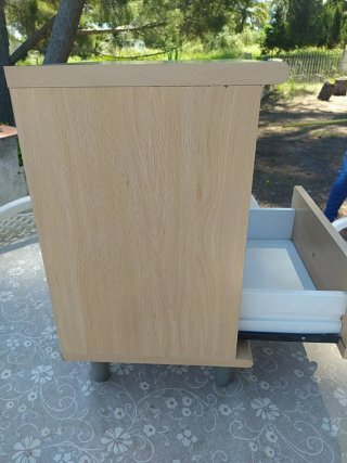 Mesita auxiliar madera y metal