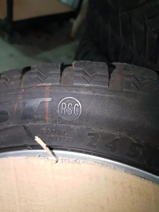 Neumáticos Invierno 245/45 R18 96 Dunlop Run Fl