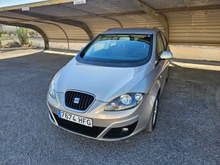 SEAT Altea XL 2.0tdi 140cv,automática,2011