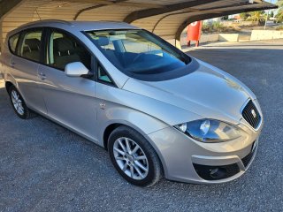 SEAT Altea XL 2.0tdi 140cv,automática,2011
