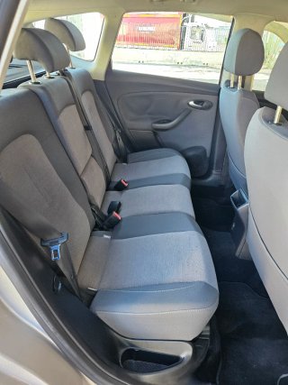 SEAT Altea XL 2.0tdi 140cv,automática,2011