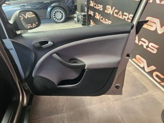 SEAT Altea XL 2.0tdi 140cv,automática,2011