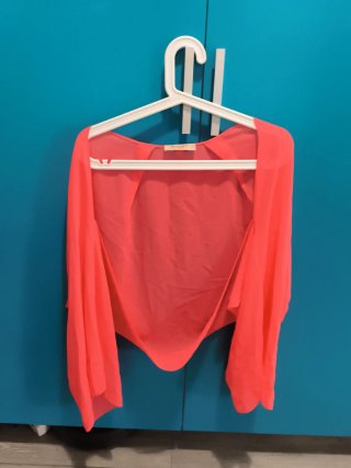 Conjunto The Are Talla L Naranja y Rosa + Bolero.