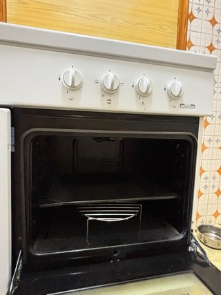 Cocina de Gas TIMSHEL Blanca con Horno