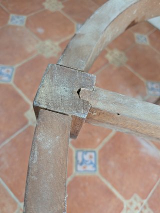Mesa antigua redonda mármol y madera