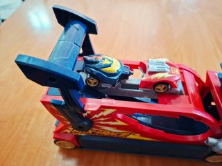 T-Racers Mix 'N Race Camión Trueno