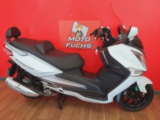 SYM Joymax 125i Maxi Scooter Blanca