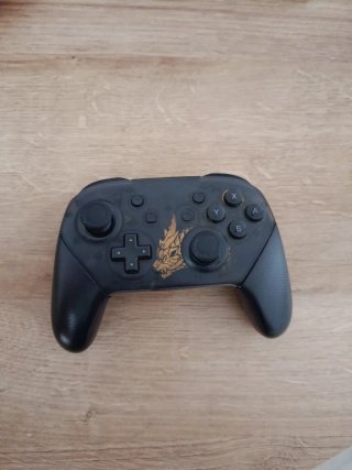 Mando Nintendo Switch