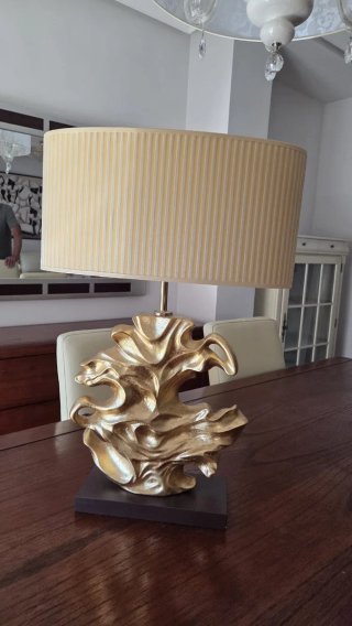Lámpara de mesa Bon Dia dorada
