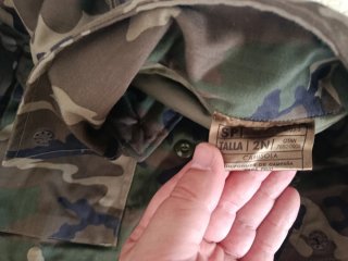 Ropa militar camuflaje