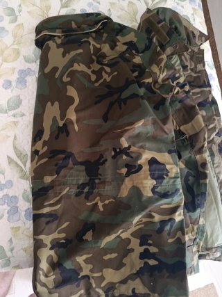 Ropa militar camuflaje