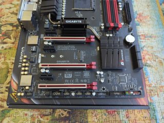 Placa Base Gigabyte GA-990FX-Gaming AM3+